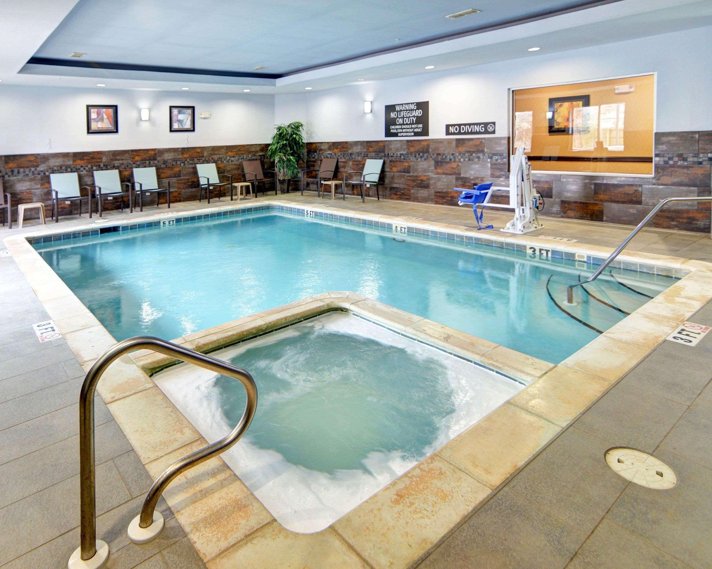 Comfort Suites Kilgore Exterior photo