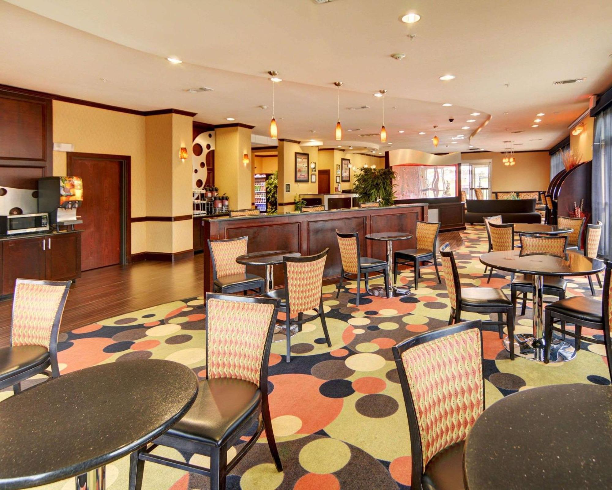 Comfort Suites Kilgore Exterior photo