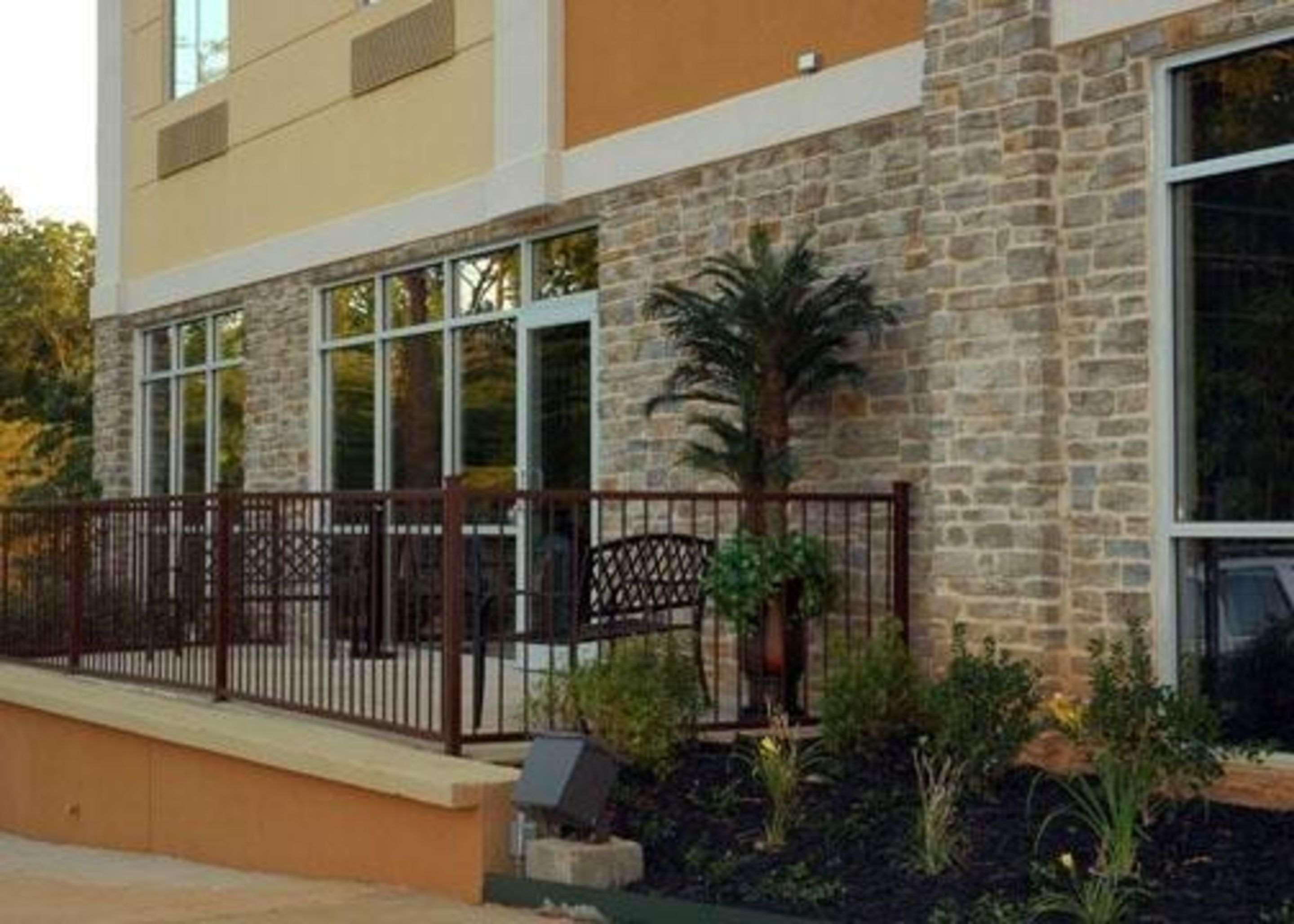 Comfort Suites Kilgore Exterior photo