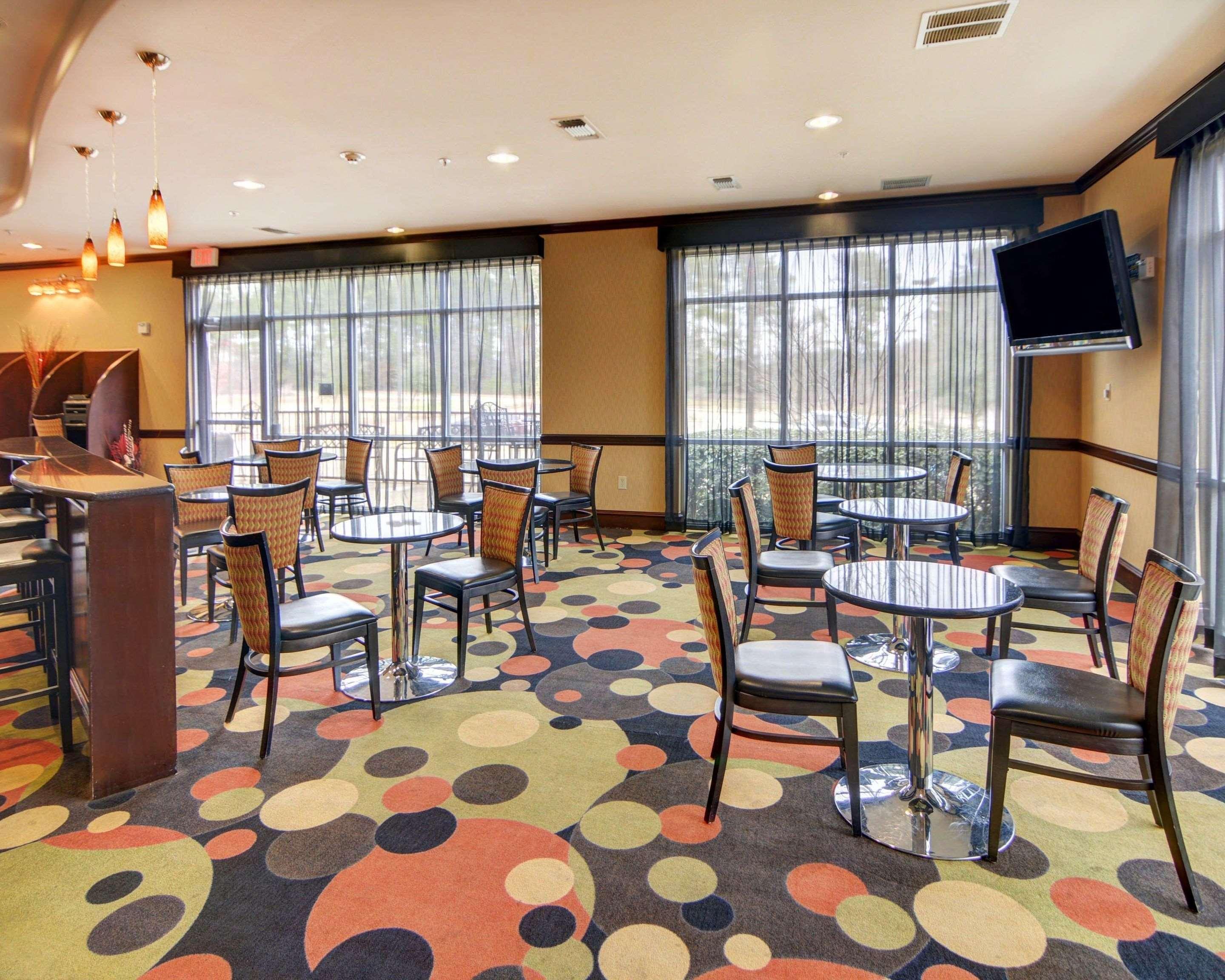 Comfort Suites Kilgore Exterior photo